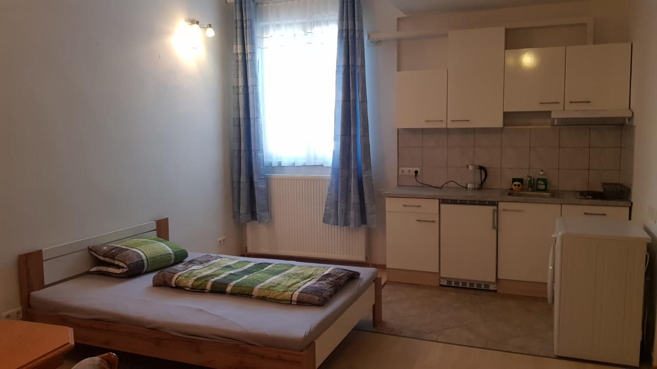 Pop'S Rooms - Transilvania Boheimkirchen エクステリア 写真
